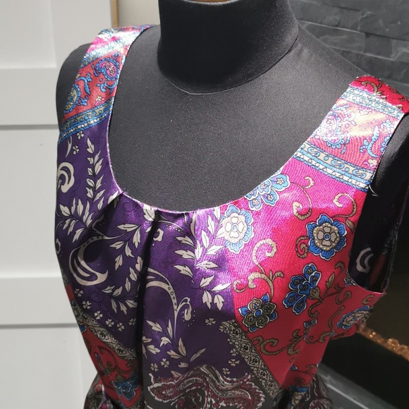 2/$30 top - Picture 3 of 4